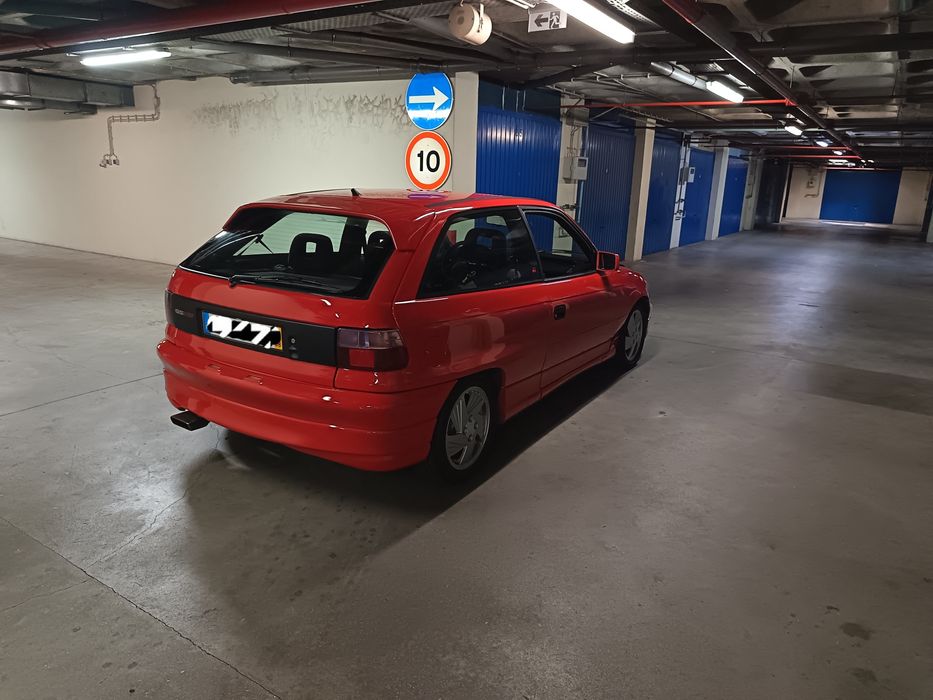 Opel Astra GSI 16v