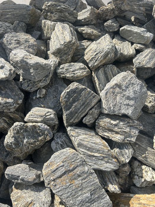 KORA KAMIENNNA W WORKACH 20 Kamień Gnejs Grys 11, 32 Gabionowa Opaska