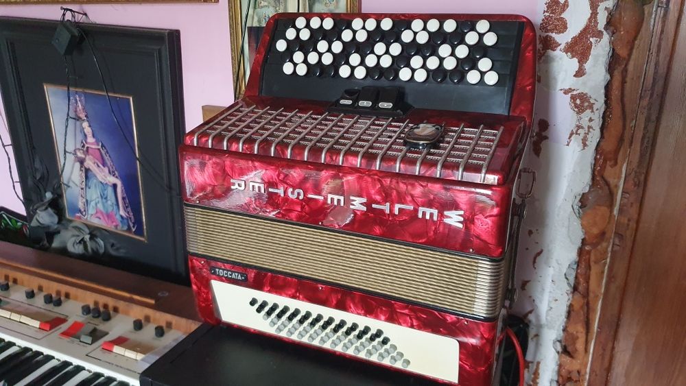 Akordeon guzikowy weltmeister tocata.60 bas.