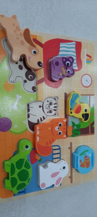 Drewniane puzzle, ukladanka