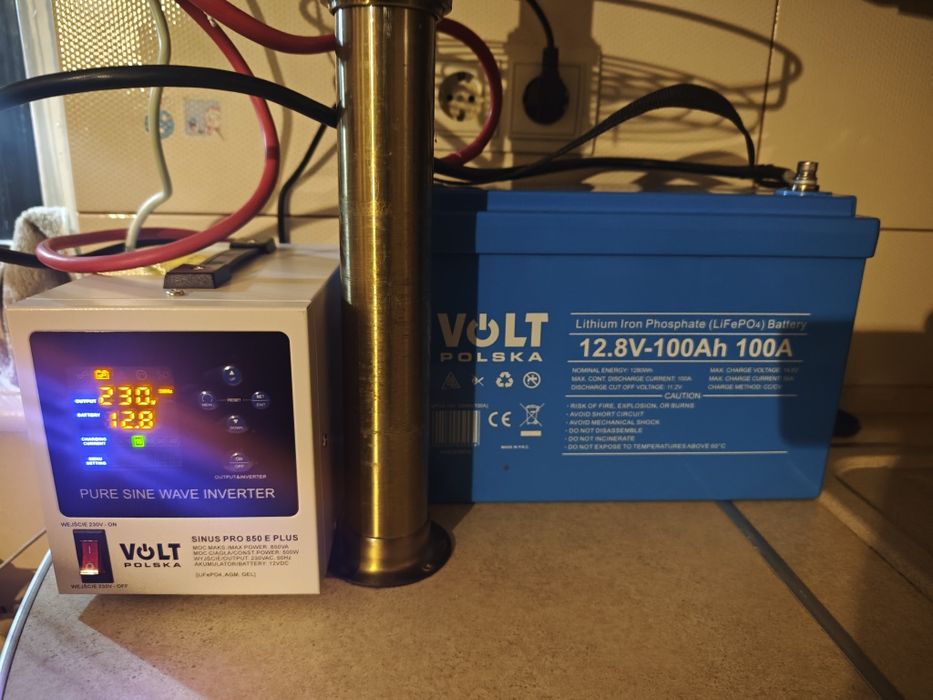 ДБЖ VOLT Polska SINUS Pro 1100E Plus 12/230v (700/1100w) LiFePO4