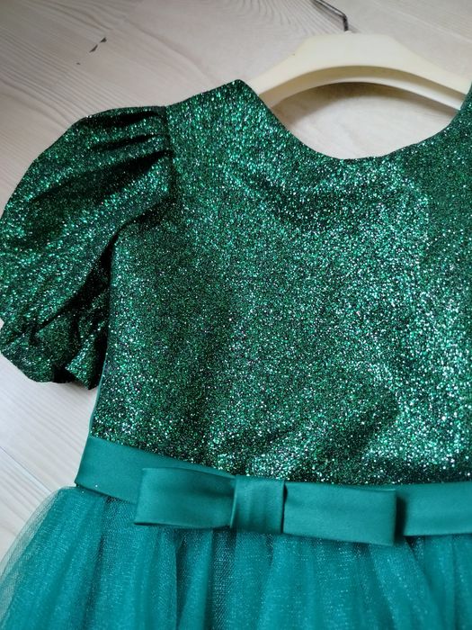 Дитяча сукня 5-7 років. На зріст 116-122 см.