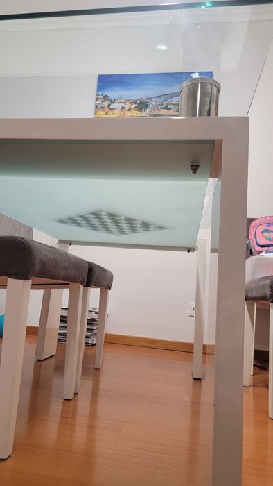 Conjunto de mesas de sala em vidro