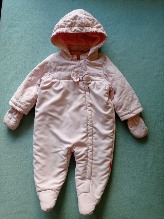 Комбинезон демисезонный на 6-12 месяцев