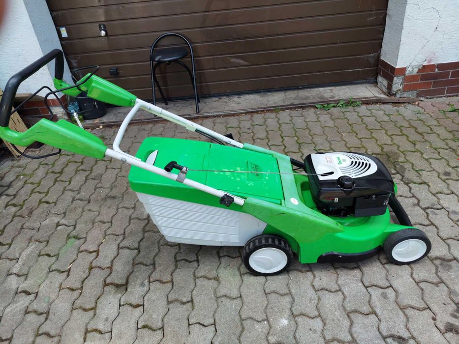 Kosiarka Viking 650 T spalinowa Briggs Quantum