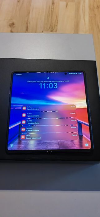 Honor Magic V2 16/512 GB jak nowy