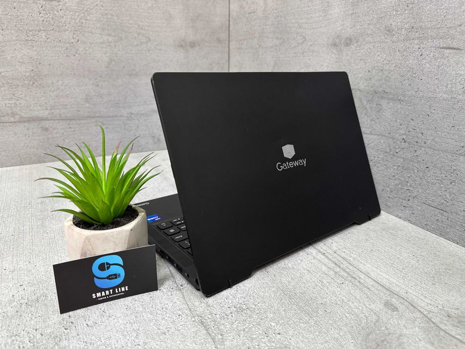 Сенсорний ноутбук Gateway GWTC71427-BK 14"/i7-1255U/256gb ssd/Iris Xe