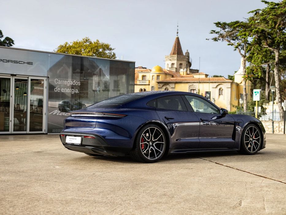 Porsche Taycan 4S