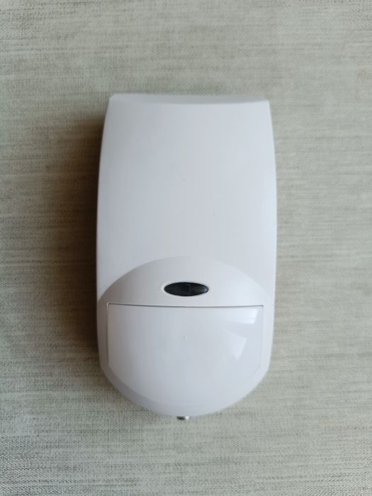 Бездротовий датчик руху Crow FW2-NEO-8F