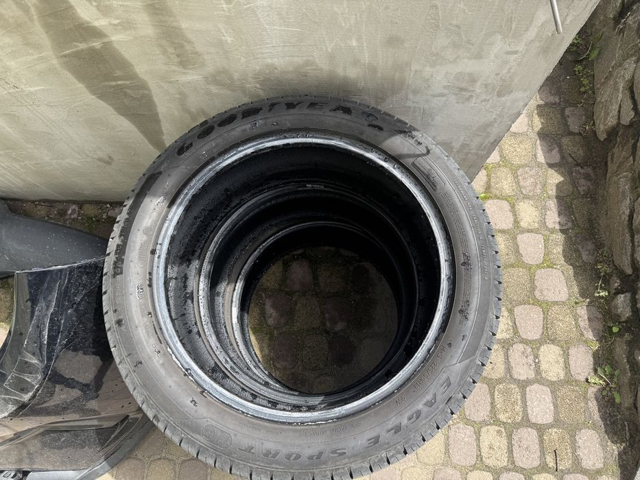 Good Year Eagle Sport 225/50R18