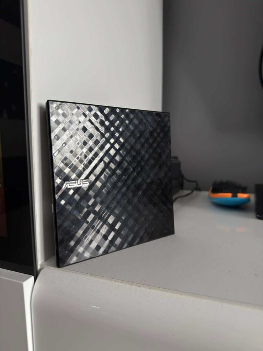 Napęd ASUS LBD0GQ018870