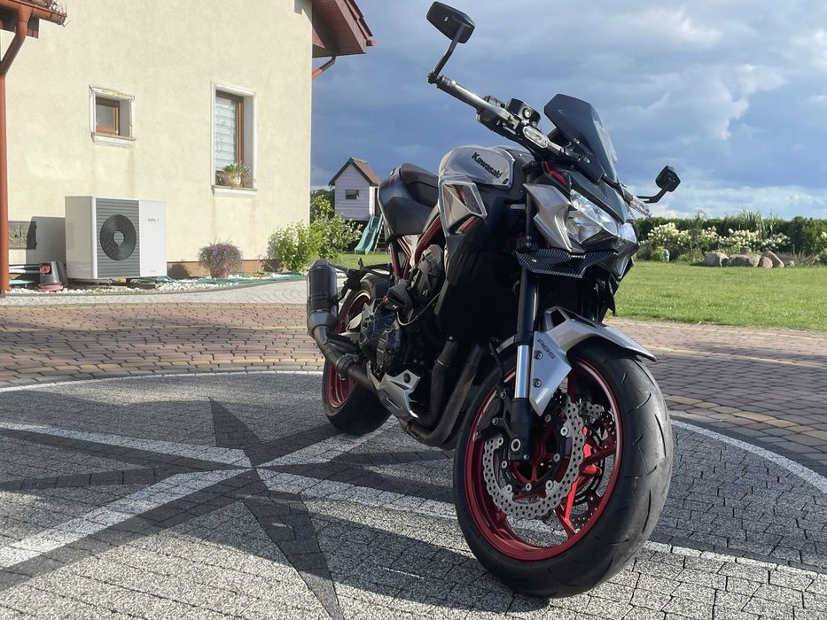 Kawasaki Z900 – stan salonowy | Akrapovič | Quickshifter | Mapa | Przebieg 9500km