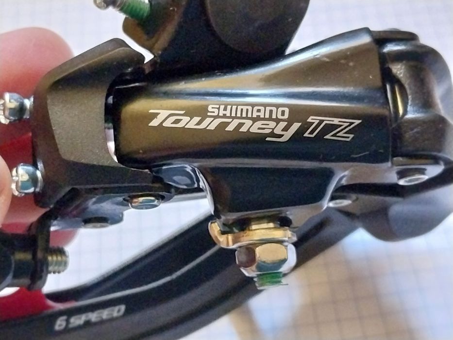 Переключатель скоростей SHIMANO для велосипеда