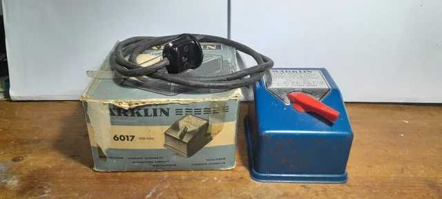 Transformador Marklin antigo 220V-16V, AC, 16VA.