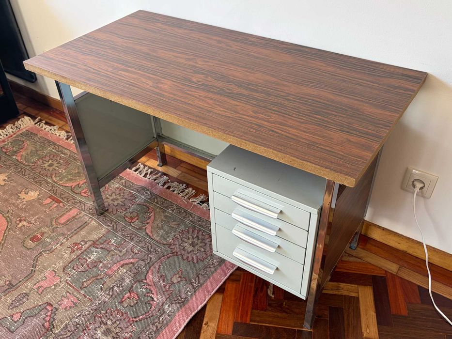 Secretária Mid-Century