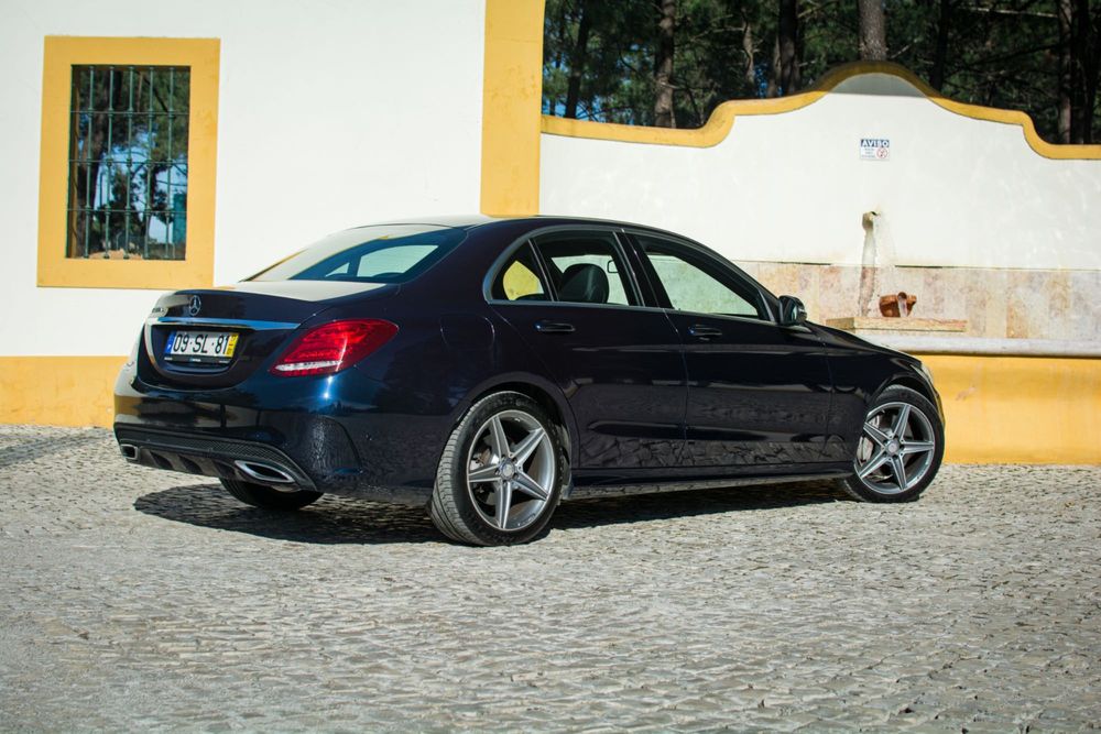 MERCEDES BENZ C300h AMG - Nacional