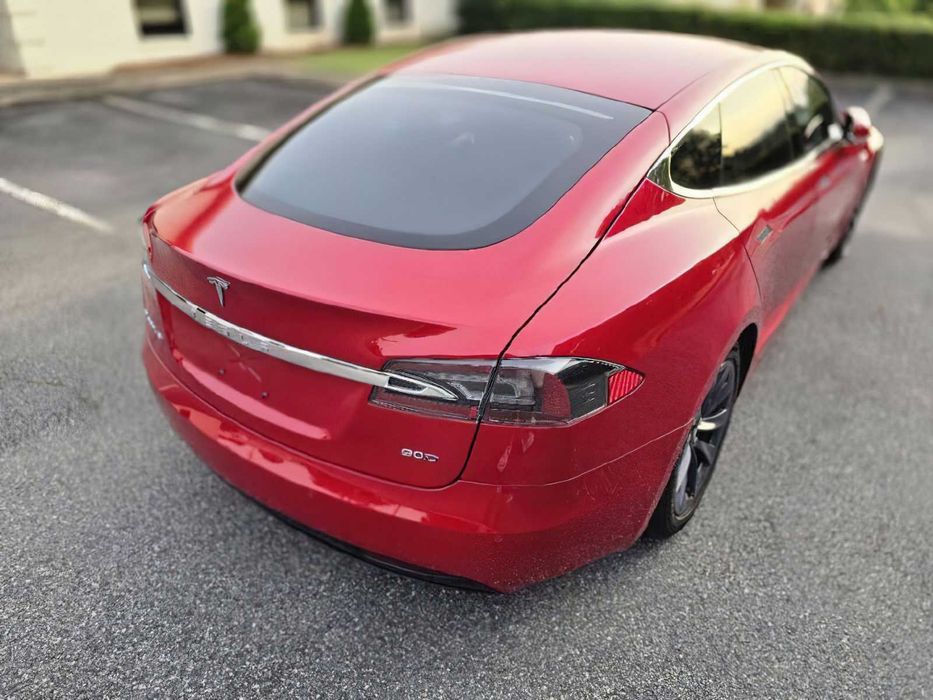 Tesla Model S P100D      2016