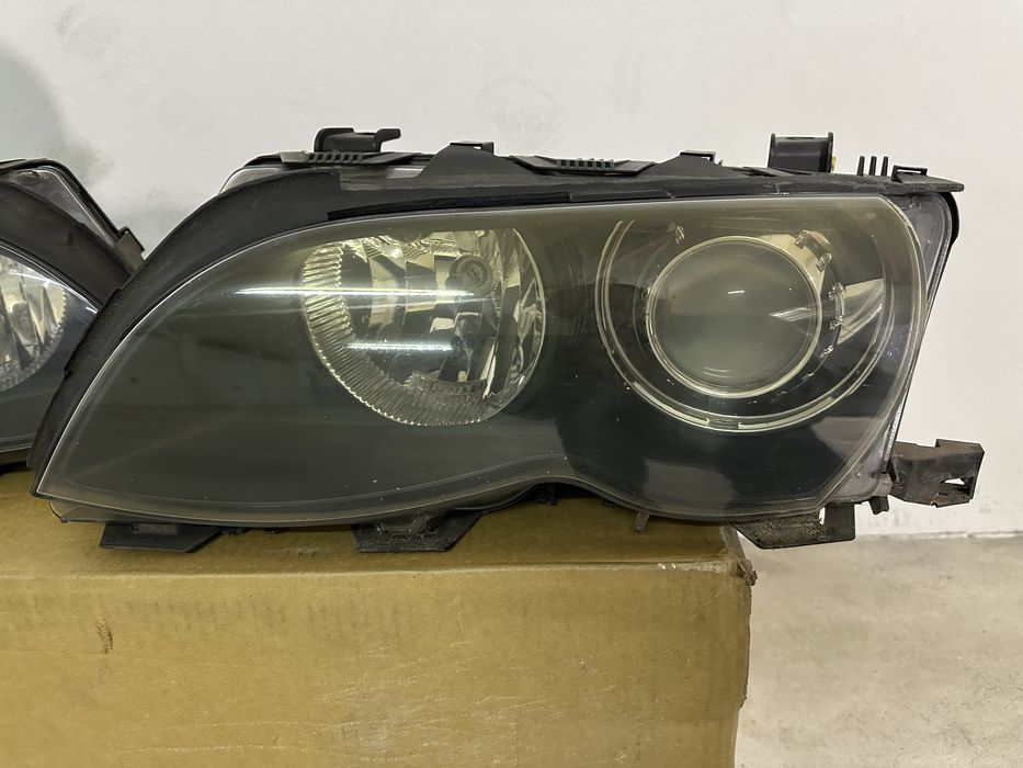 Faróis Xenon Bmw E46 sedan + E46 Touring de 2001 a 2005