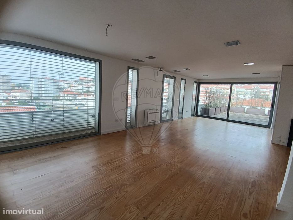 Duplex T4 para venda — Abrantes (São Vicente E São João) E Alferrarede, Santarém