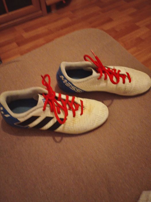Sprzedam korki adidas rozmiar 36-37