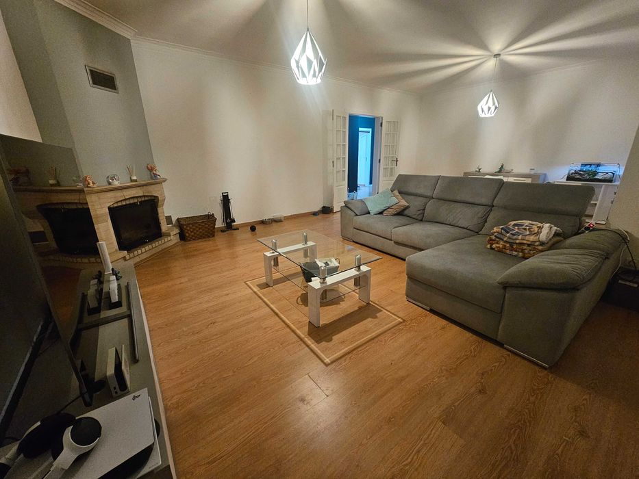 Apartamento T3 Com ótimo terraço de 50m2