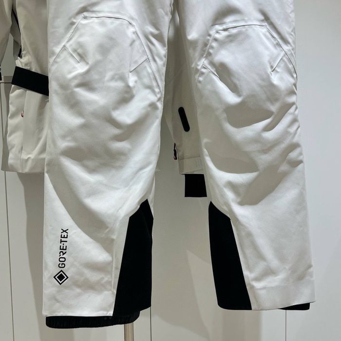 Костюм лижний жіночий Moncler (куртка та штани на пуху) білий