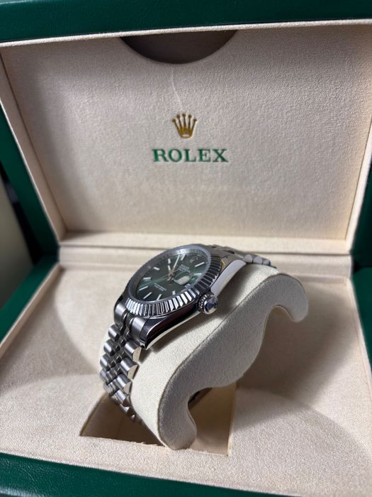 Часы Rolex Date Just Green