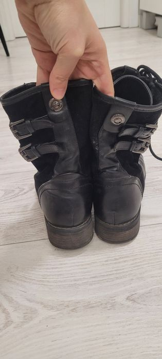 Buty wiązane super