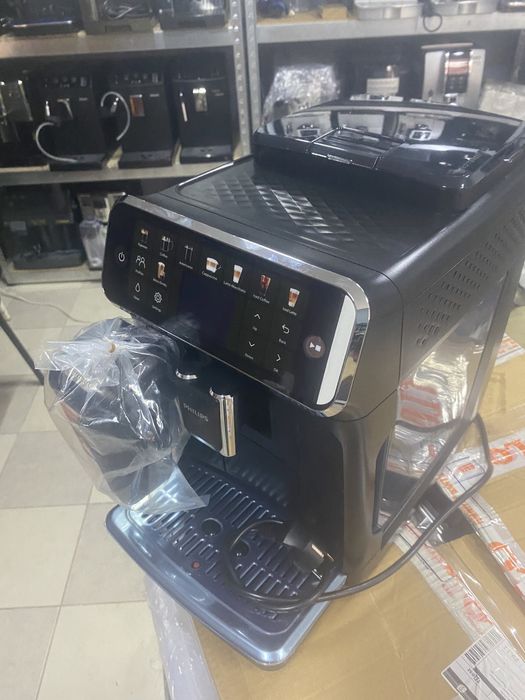 Philips LatteGo 5500, Кавомашина Philips LatteGo Series 5500 EP5547/90