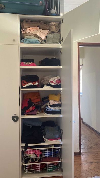 Guarda Roupa com boas divisórias