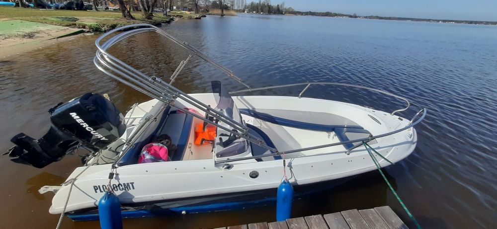 Motorówki Zegrze Rejsy Czarter skutery wodne