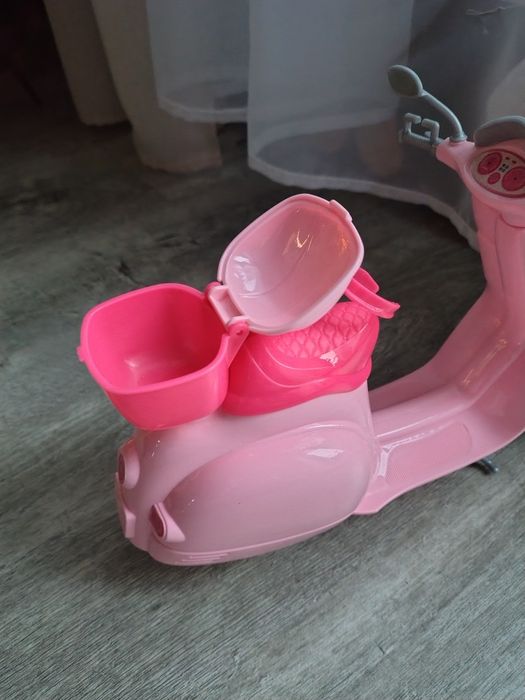 Skuter dla lalki barbie