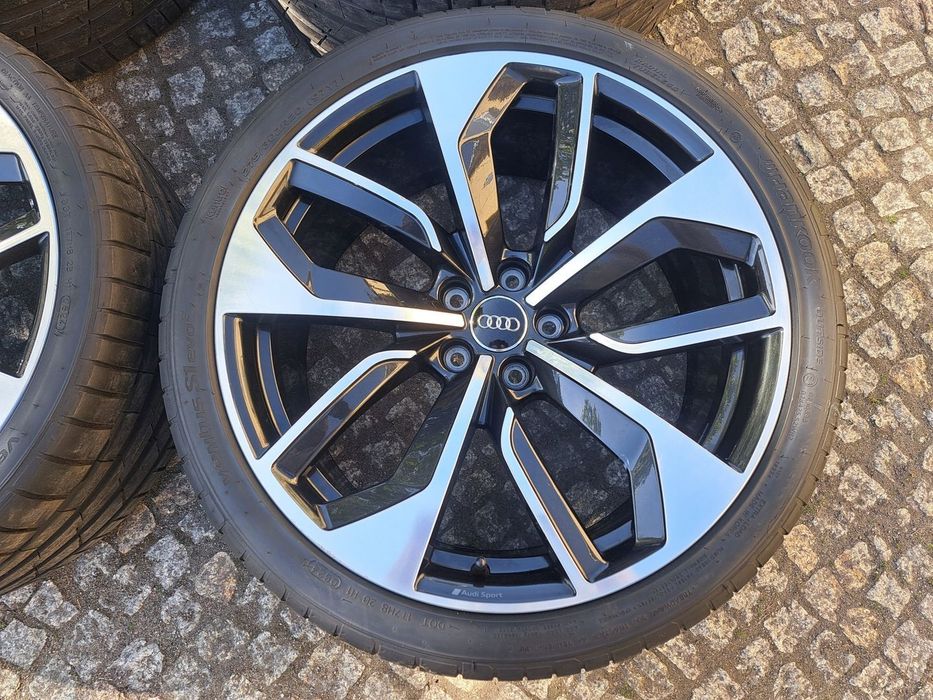 Oryg. Audi RS4 B9 S4 A4 RS5 S5 A5 20 Opony Letnie 8W 8W0