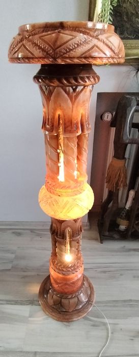 Fontanna, lampa, poidło dla ptaków alabaster