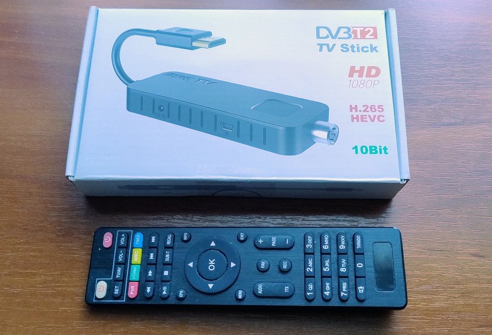 Приставка DVB-T2 Dcolor