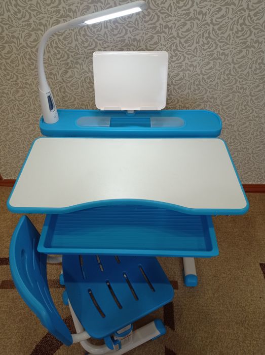 Продам зростаючу парту EVOkids