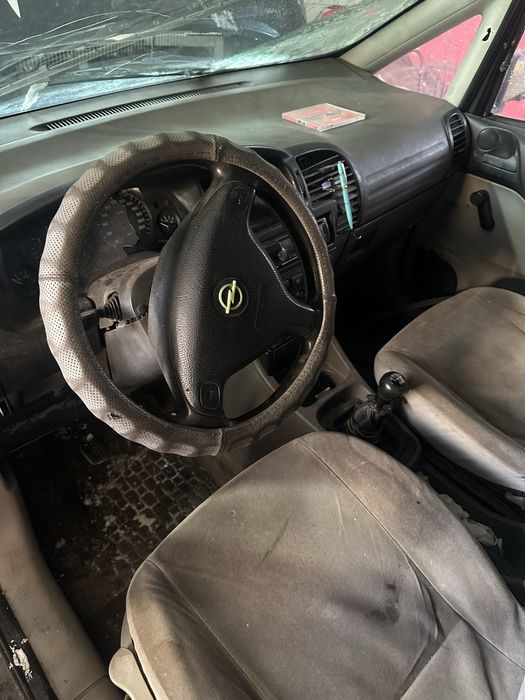 Продам Opel zafira 1.6 бензин