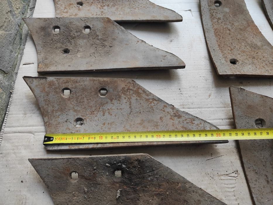 Продам лемех, плуг,грудинка, отвал, навеска