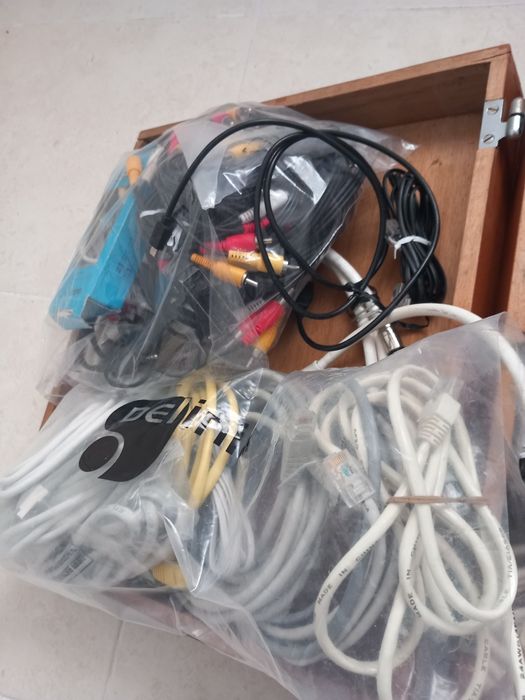 Cabos para várias funcionalidades