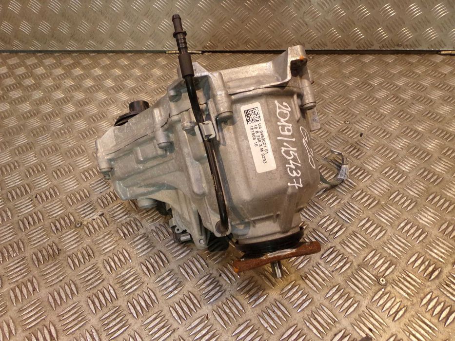 BMW G01 G05 G07 G20 G22 G11 Роздатка