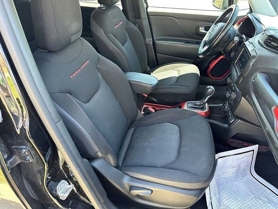 Jeep Renegade Trailhawk      2020
