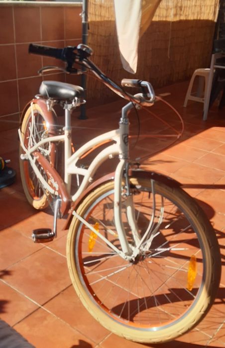 Bicicleta Beach Cruiser Senhora edição Limitada