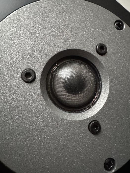 Dynaudio m20 emit