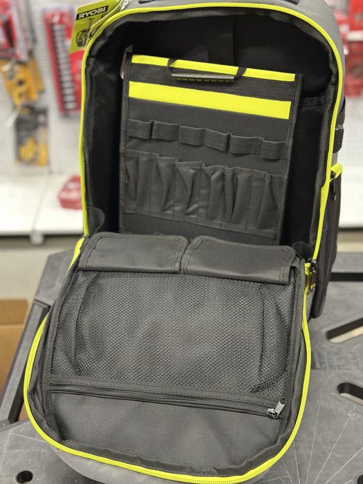 Рюкзак для інструменту RYOBI RSSBP2, 25л, на коліщатках, телескопічне руків'я, поліестер 600D