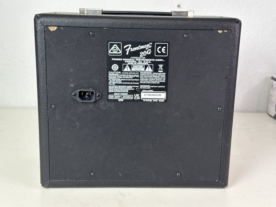 Fender Frontman 20G avariado