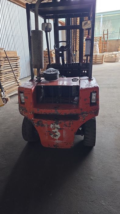 Навантажувач погрузчик