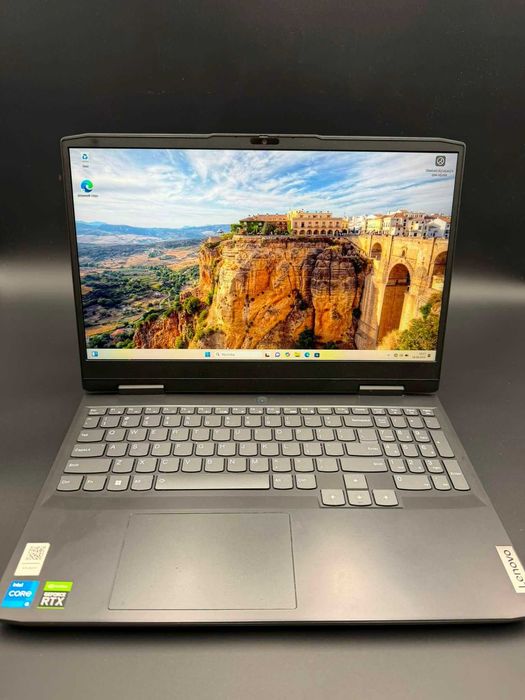 Laptop Lenovo Ideapad Gaming 3 15IAH7