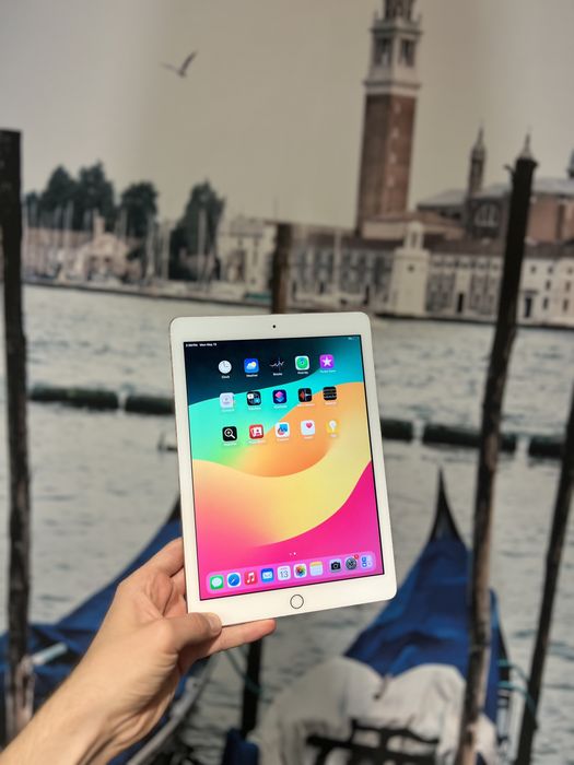 iPad 6th 2018 128gb 9.7 Rose Gold ідеал планшет з гарантією АКБ 93%