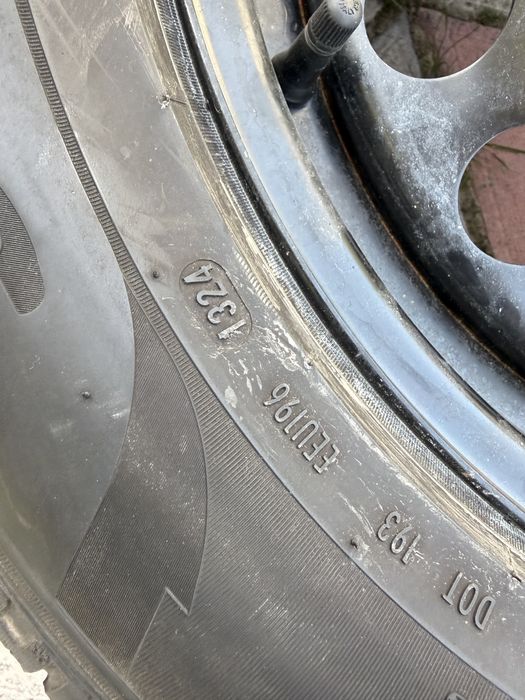 Диски в зборі з резиною R17 215/65
