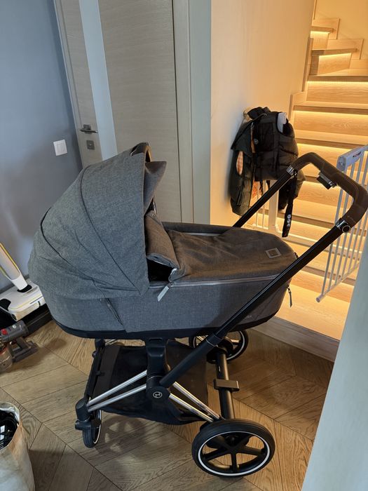 Коляска  Cybex E-priam